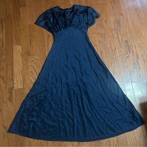 Abercrombie & Fitch Flutter Sleeve Satin Maxi Dress